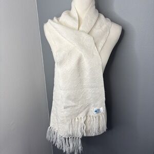 Alpaca Artesanias Graytex Women's Scarf White 8"x48" Geometric Knit Tassels